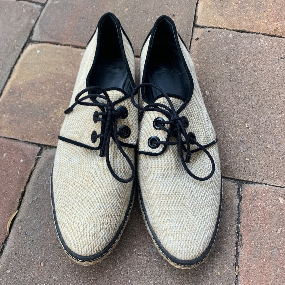 Tori Burch tan and black oxfords